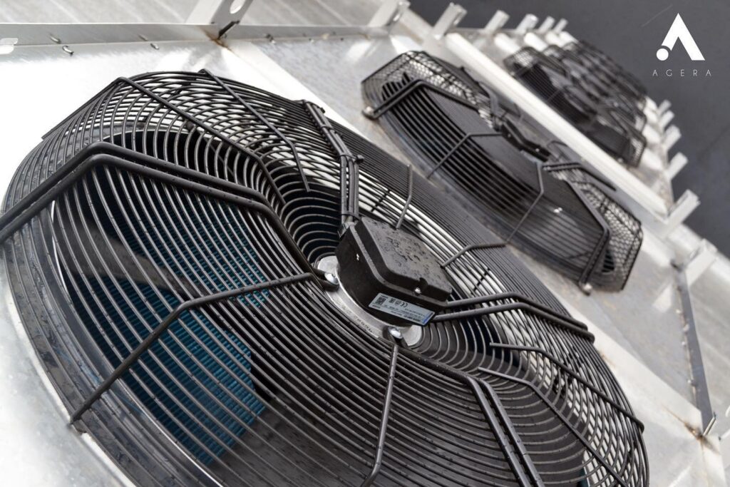 Precision cooling equipment supporting UBS server room